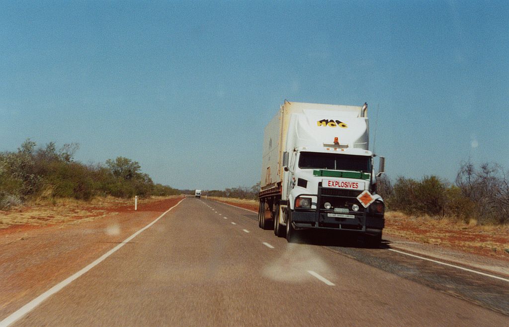 GARY COLQUHOUN TRAVEL 2002 TRIP DALY WATERS > BARKLY TABLELAND